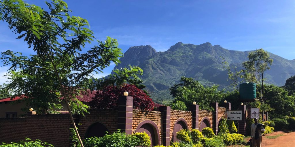 Likhubula Hiker's Nest entrance and compound